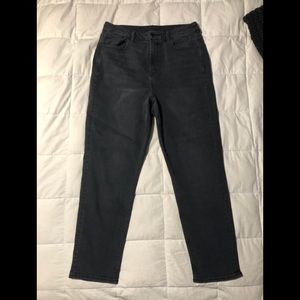 NWOT Curvy Mom Jeans (black) - American Eagle